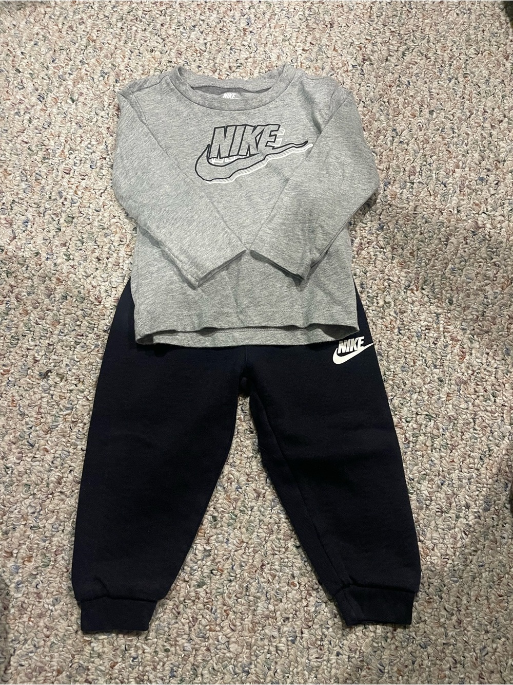 Nike Grey Long Sleeve Top with Black Joggers Set